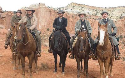 Bale eskortuje Crowa na vlak do Yumy